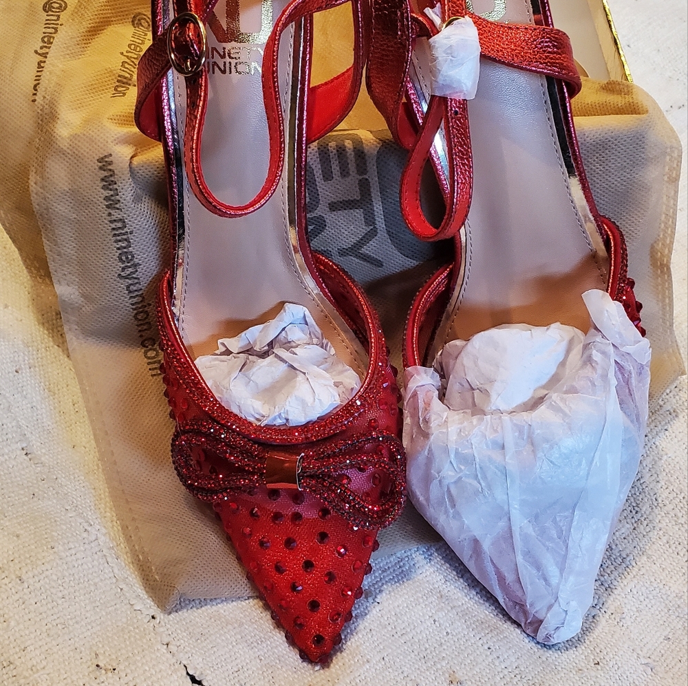 Women's red rhinestone shoes sz 9